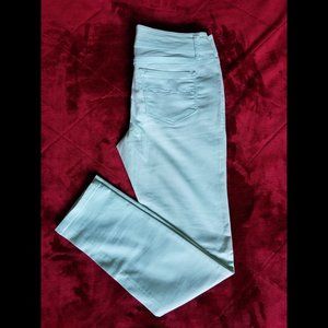 SO Juniors Skinny Jeans. Size 5
